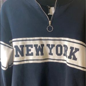 Half zipped sweatshirt